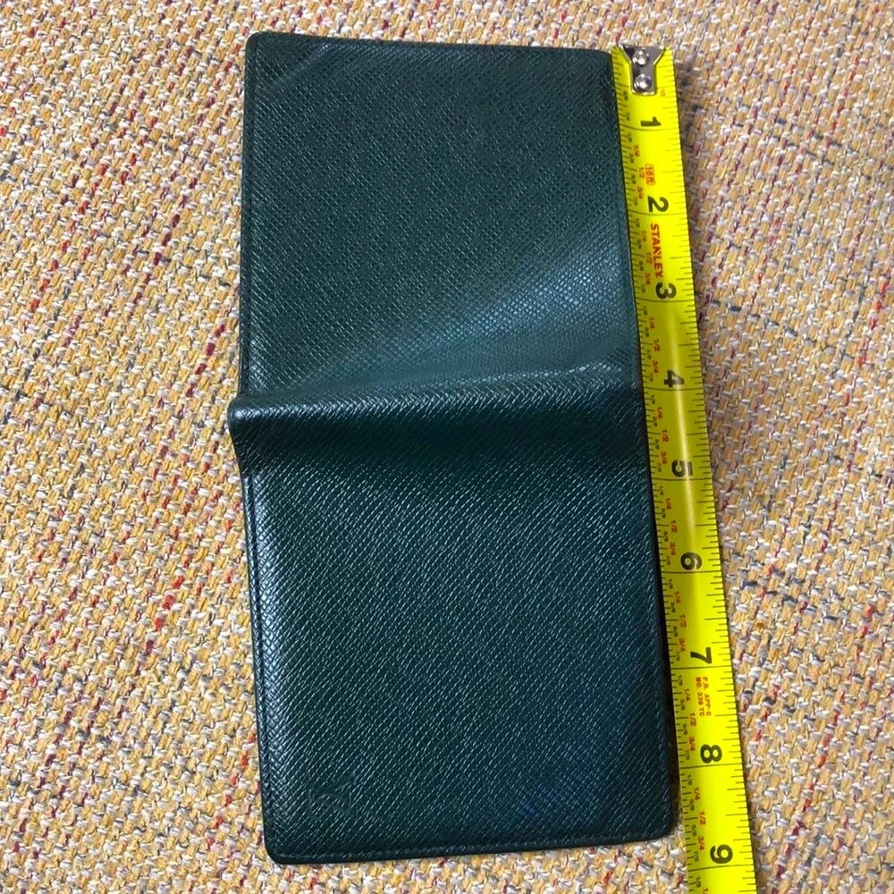 LOUIS VUITTON Green Taiga Leather Bifold Wallet Vintage